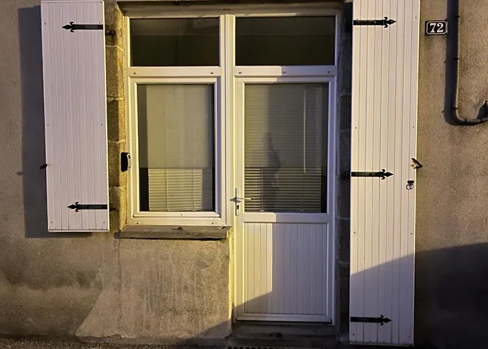 Chez Joseph Апартаменты Mauleon
